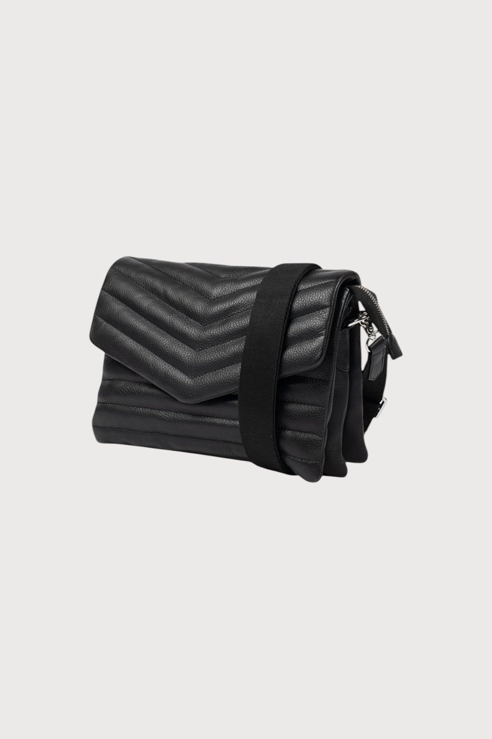 Darlo-Black