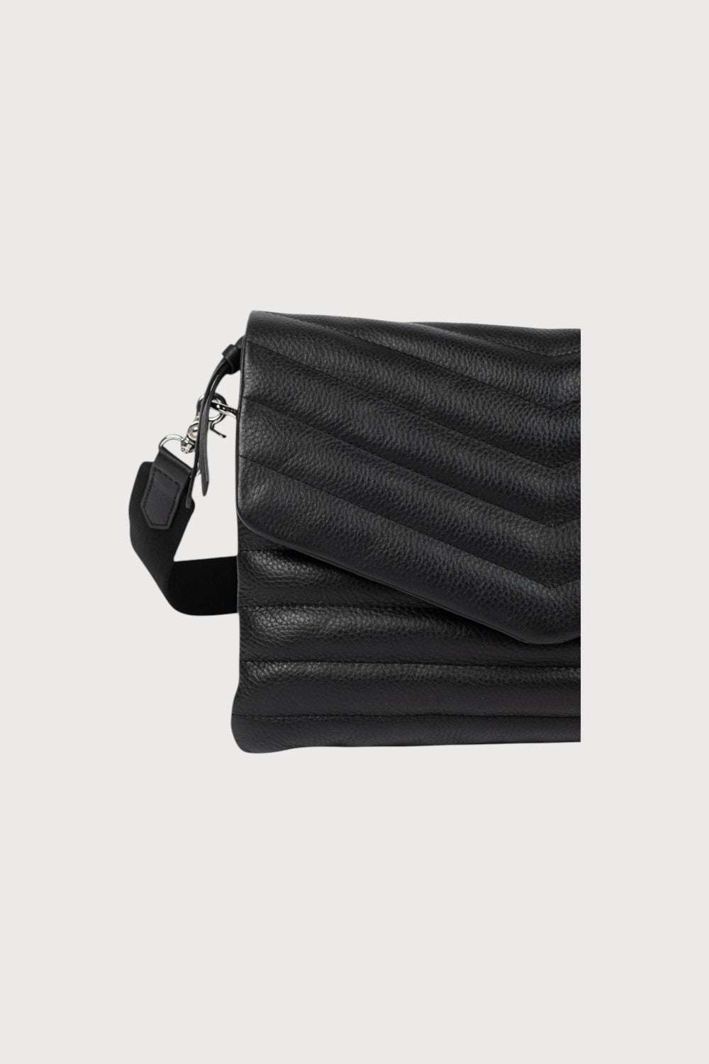Darlo-Black