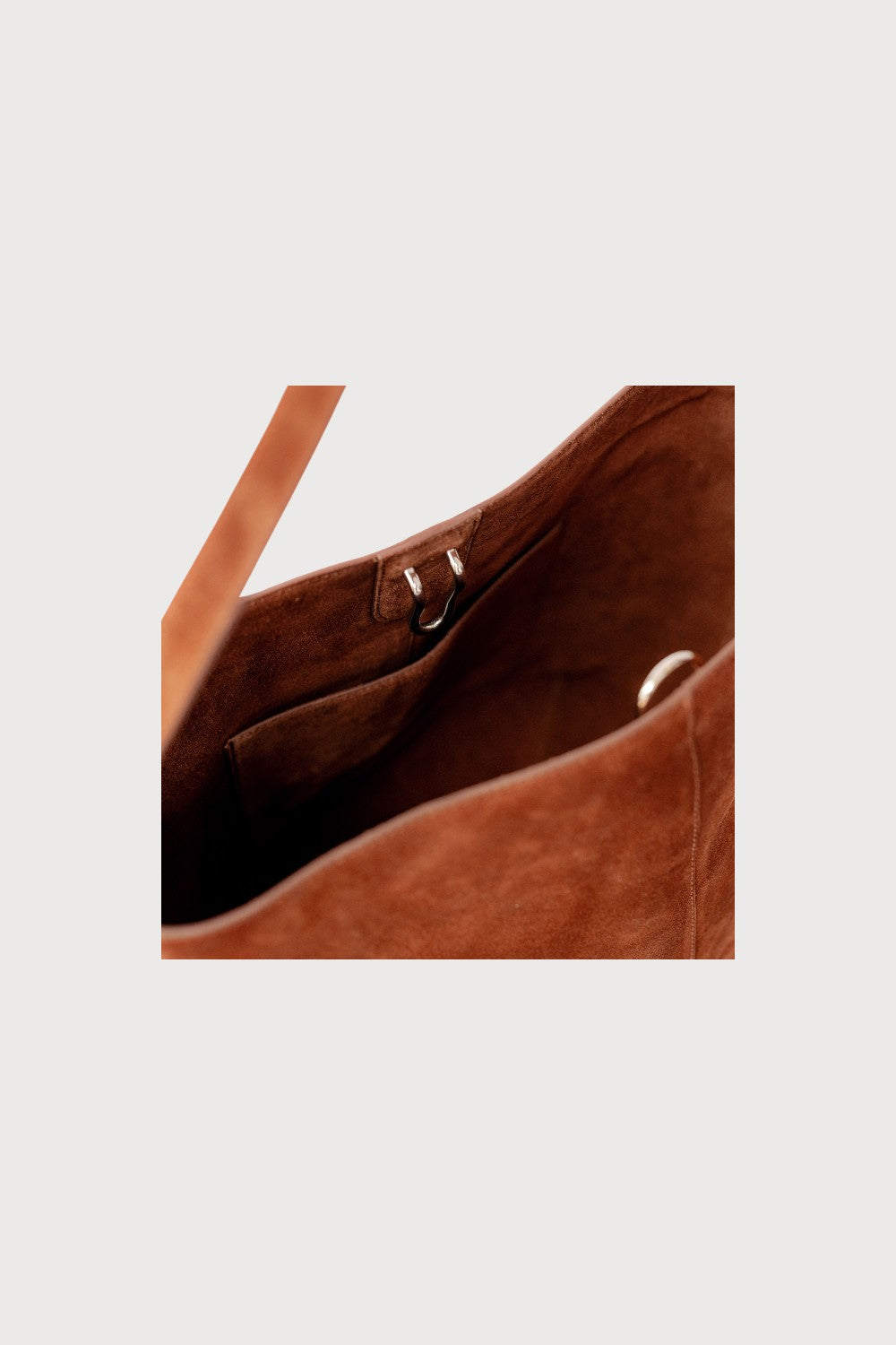 Esme-Rust
