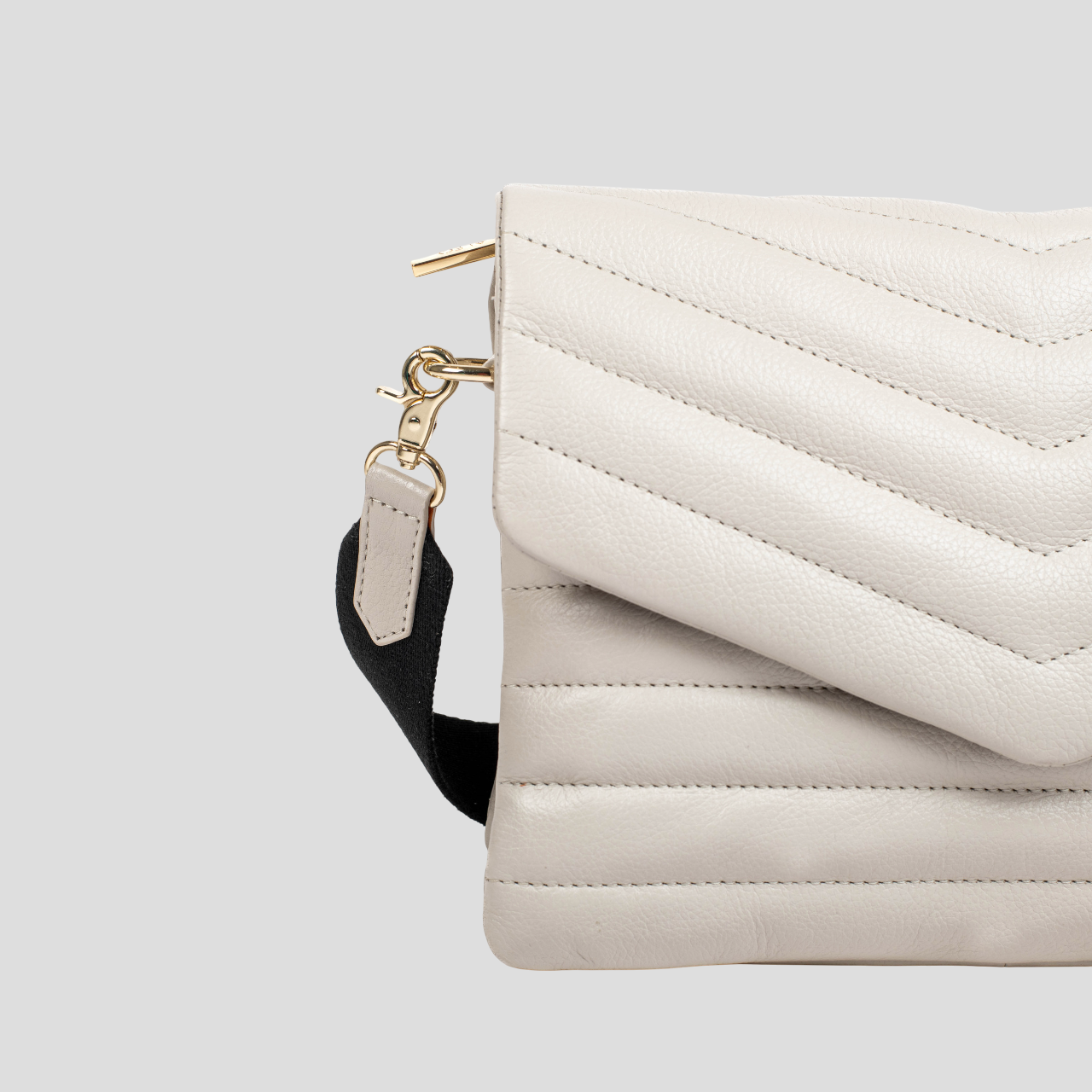 Darlo Cross Body