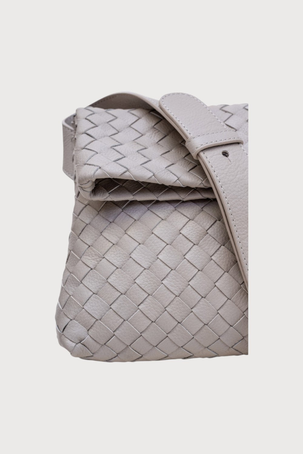 Bella-Silver