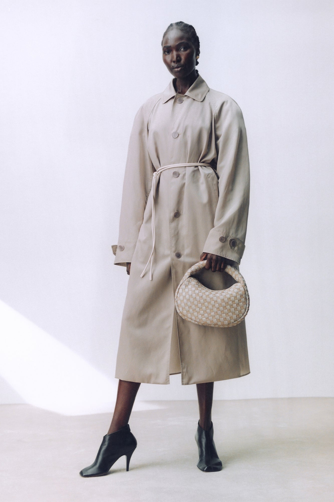 Laluna Mini Woven Shoulder Bag in Pumice & Taupe