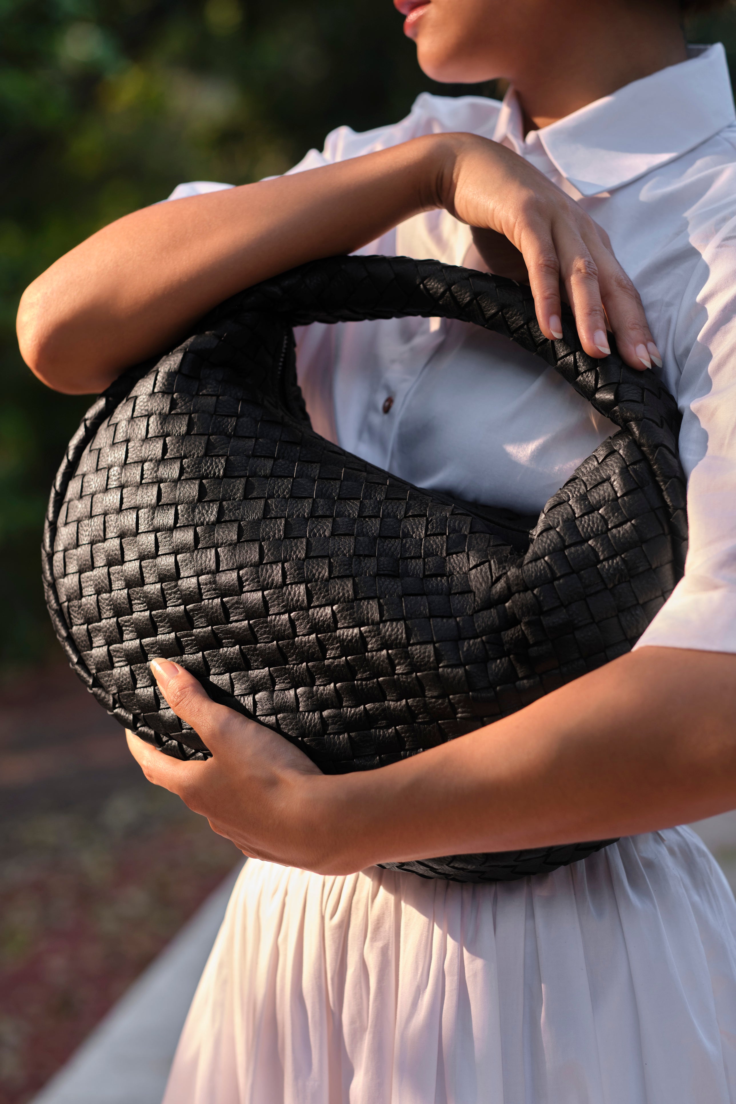 Laluna Woven Shoulder Bag in Black