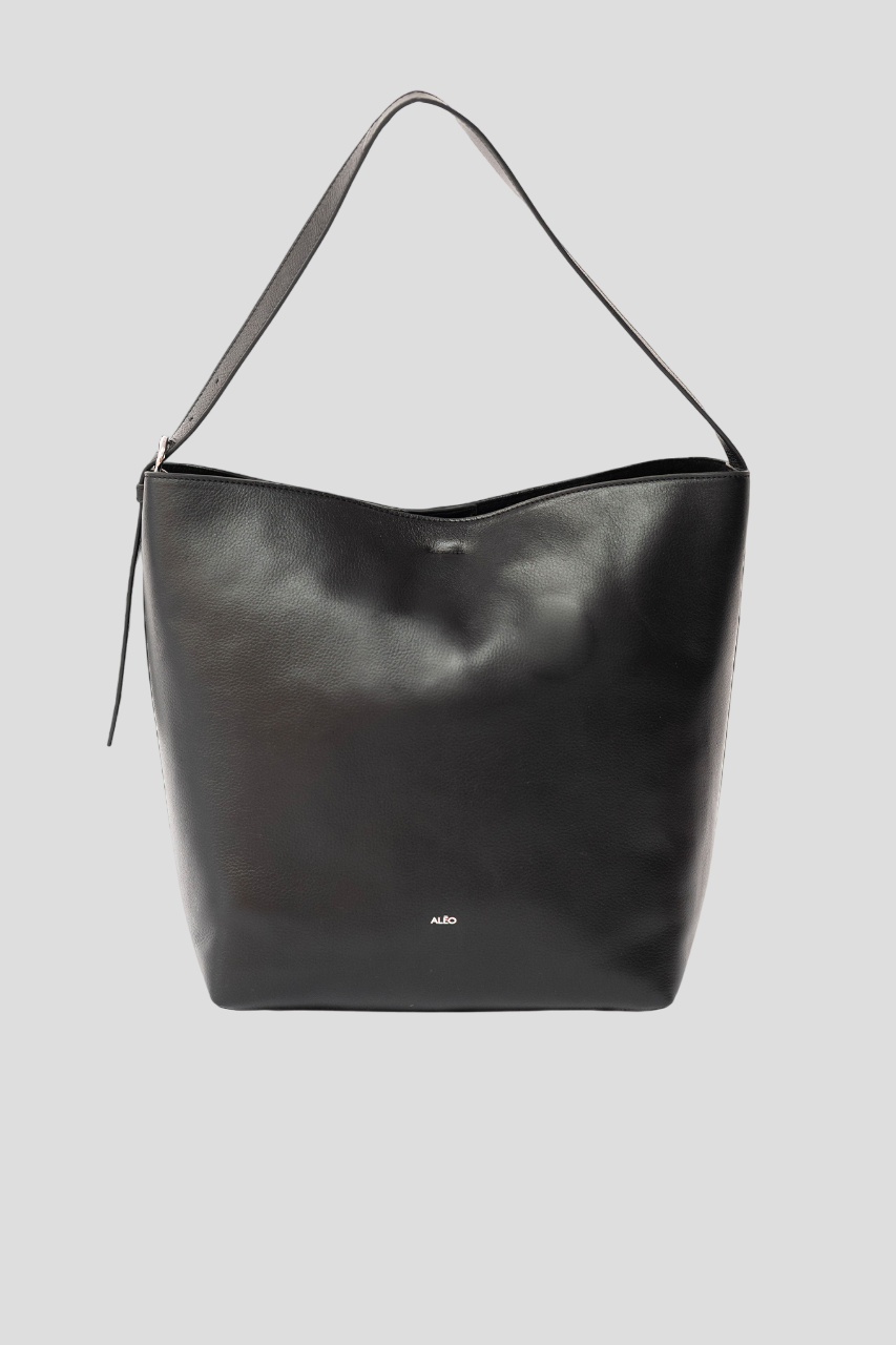 Esme-Black