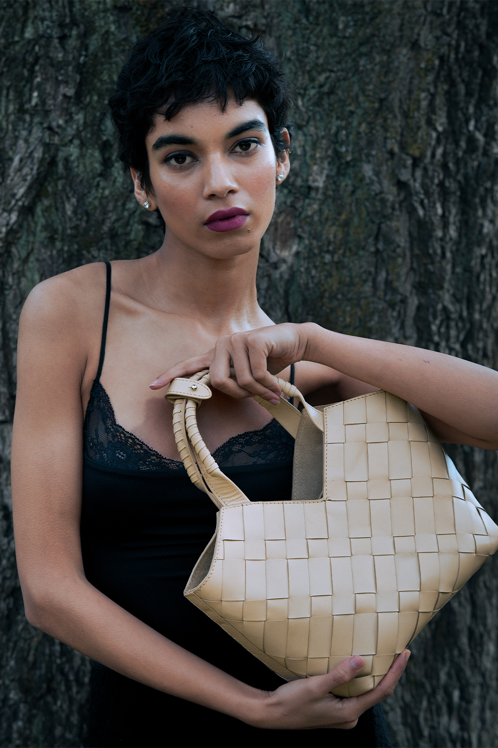 Cabas Mini Woven Shopper in Sand