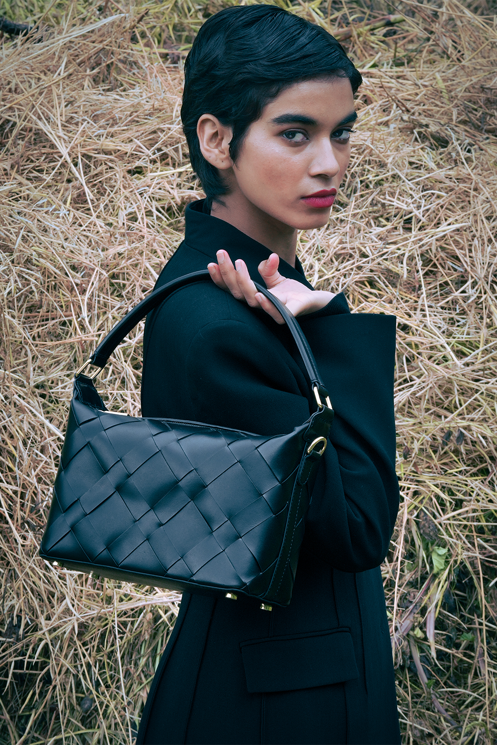 Franklin Cross Body in Black
