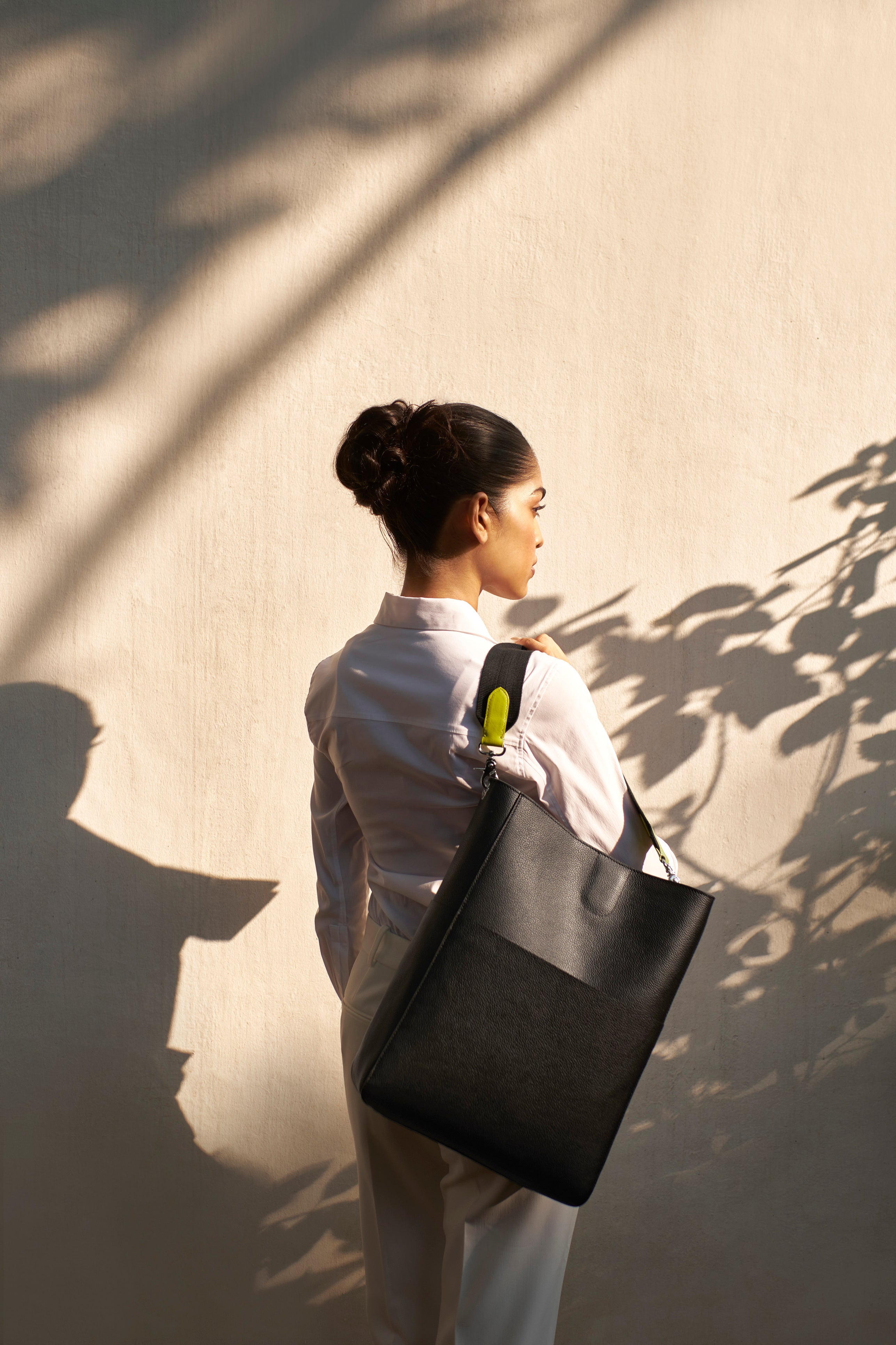 Vega Rectangular Tote-Black w/ Cyber Lime