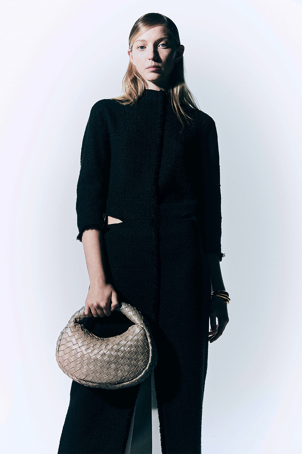 files/AW25_0004_LALUNA-MINI-SILVER-AW25-ALEO_b35713c8-5168-4a6e-94da-ff7f73c2df39.png