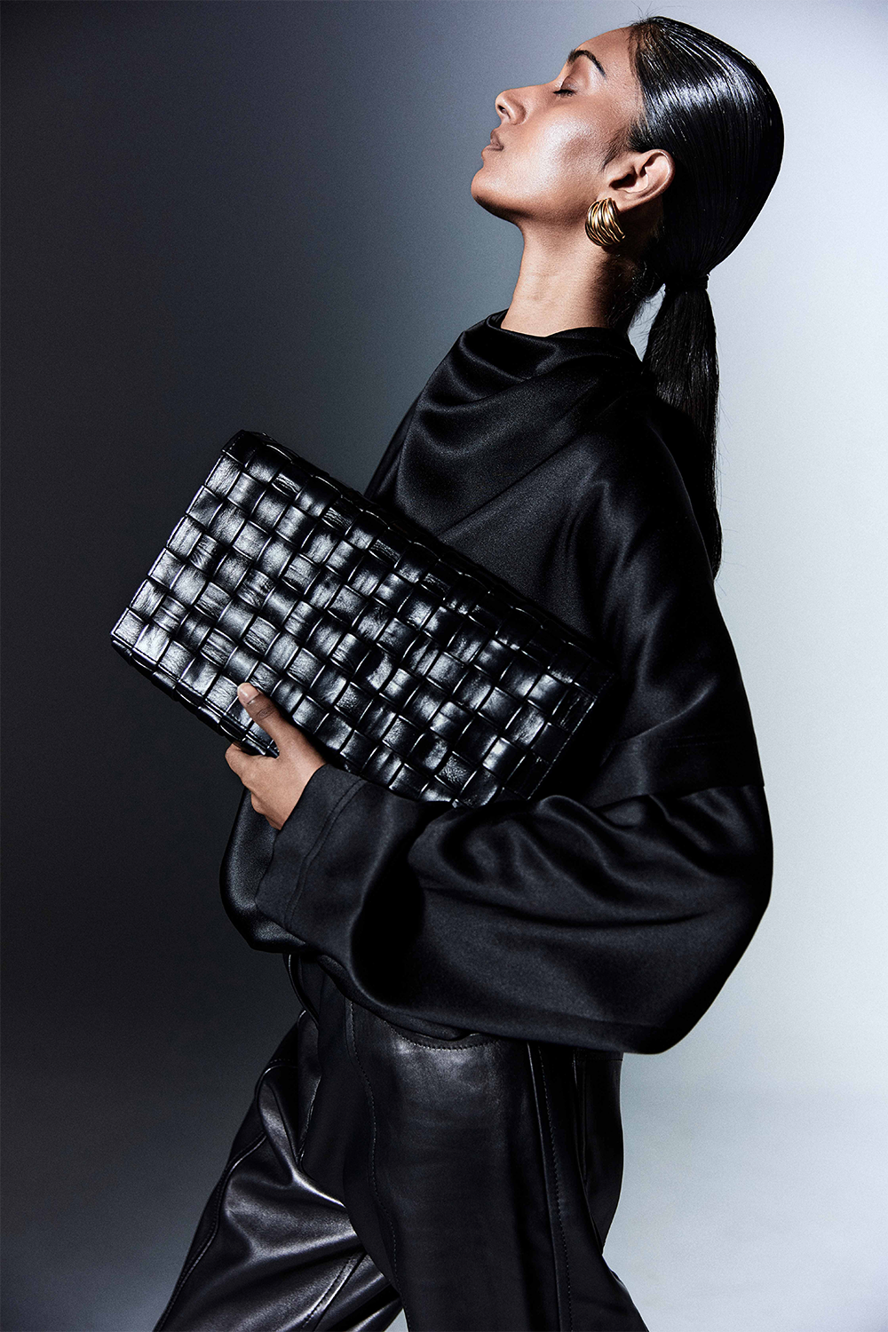 Cleo Handwoven Clutch in Black