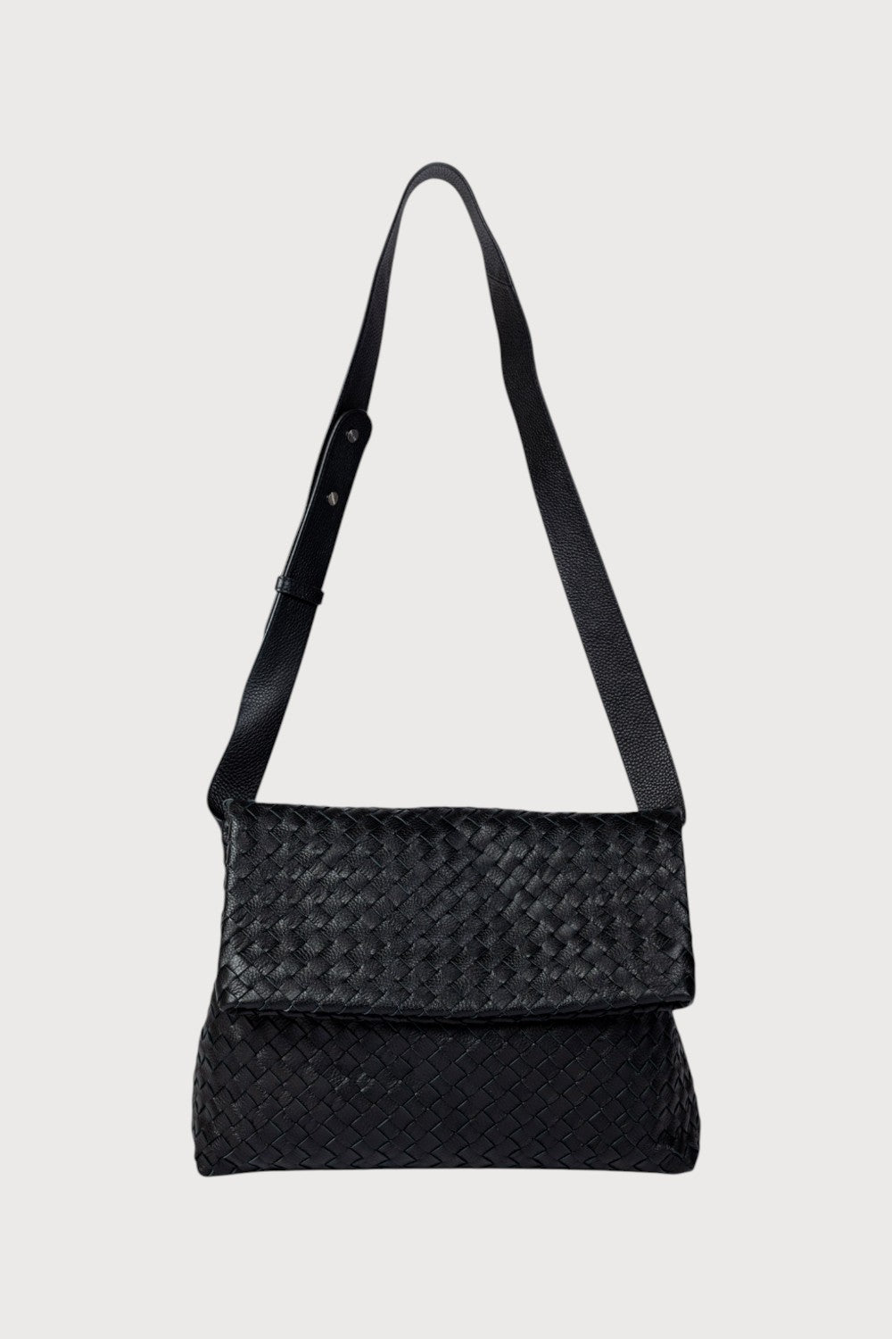 Jaya-Black