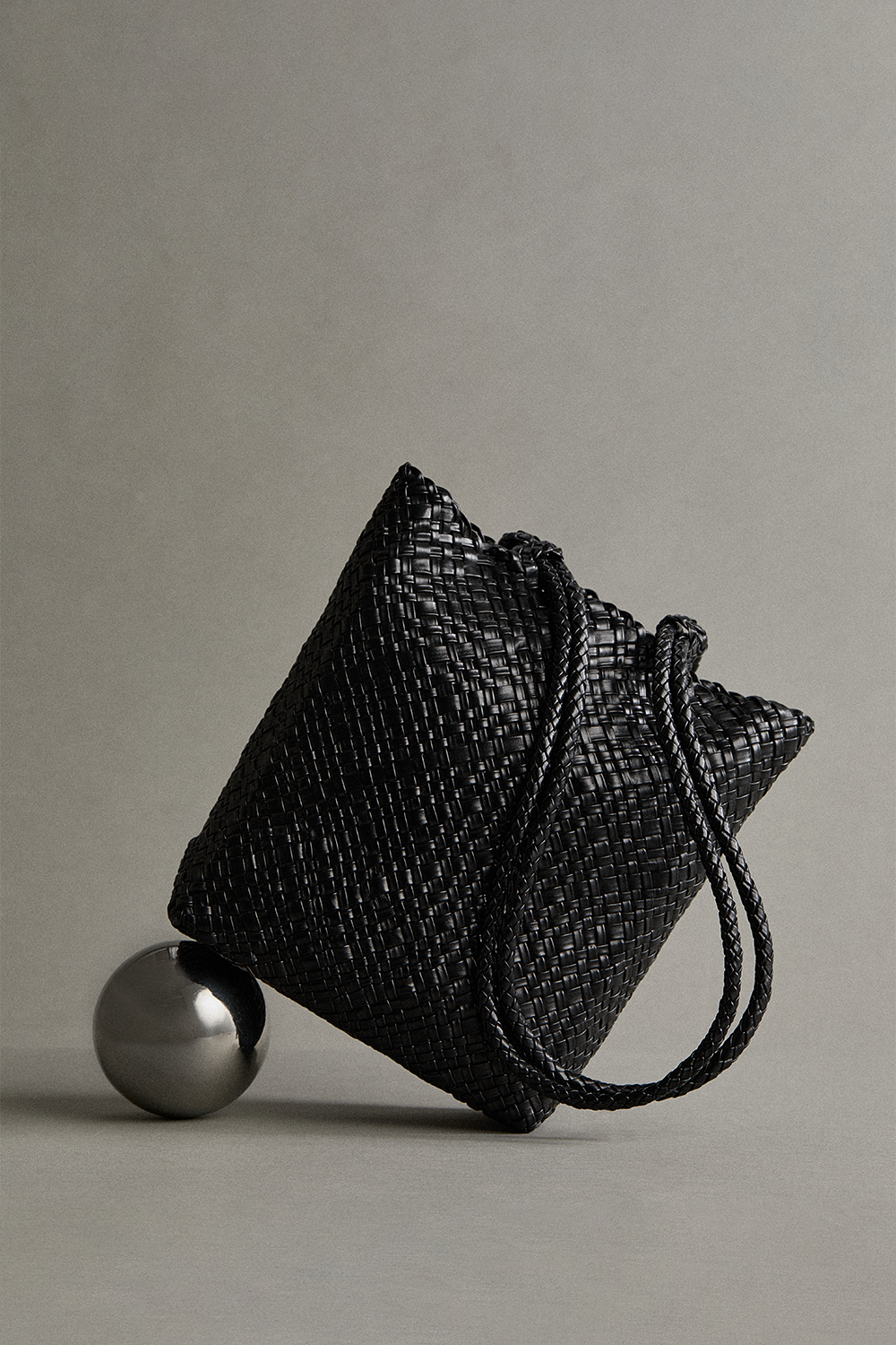 Piper Woven Tote in Black