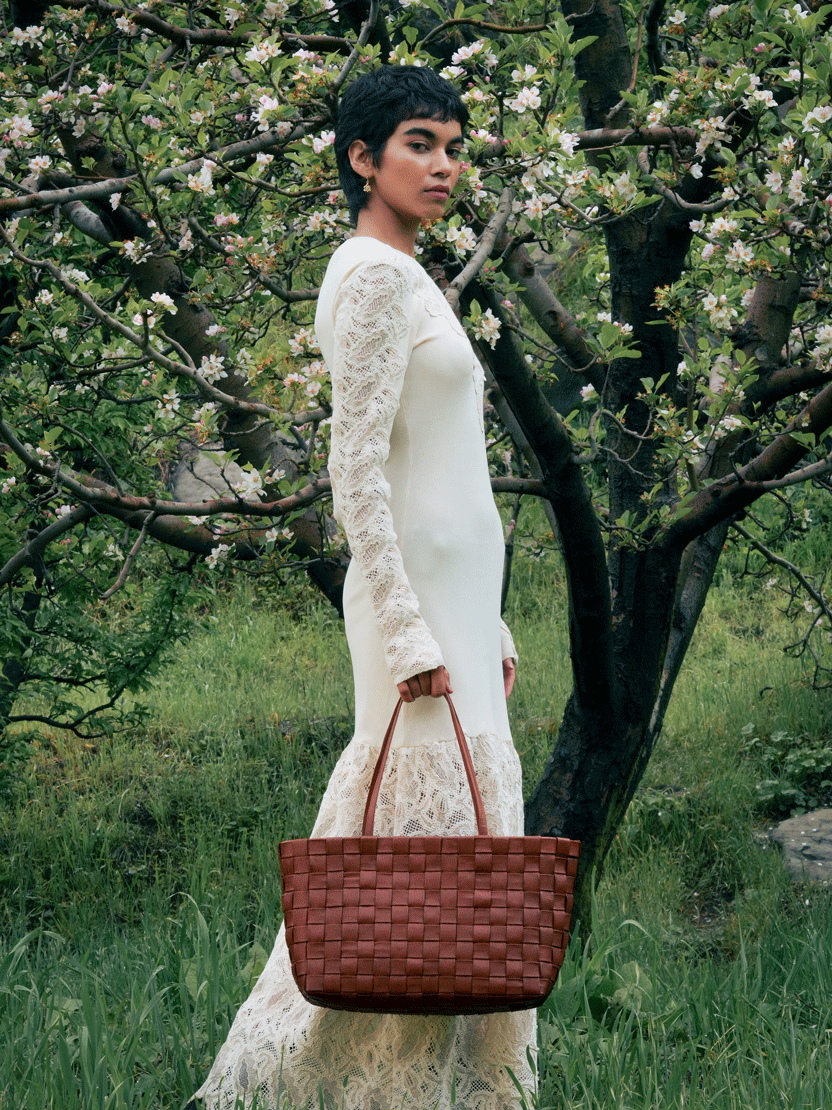 Tessa Woven Shopper in Toffee