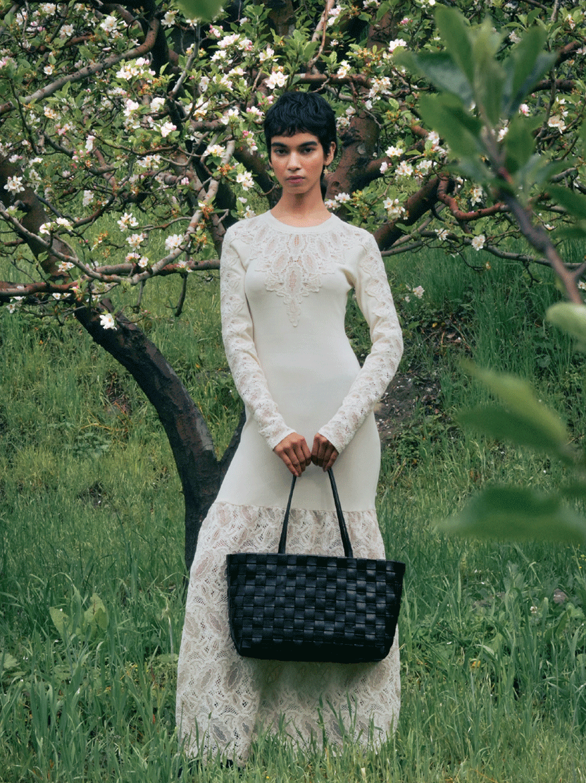 Tessa Woven Shopper in Black