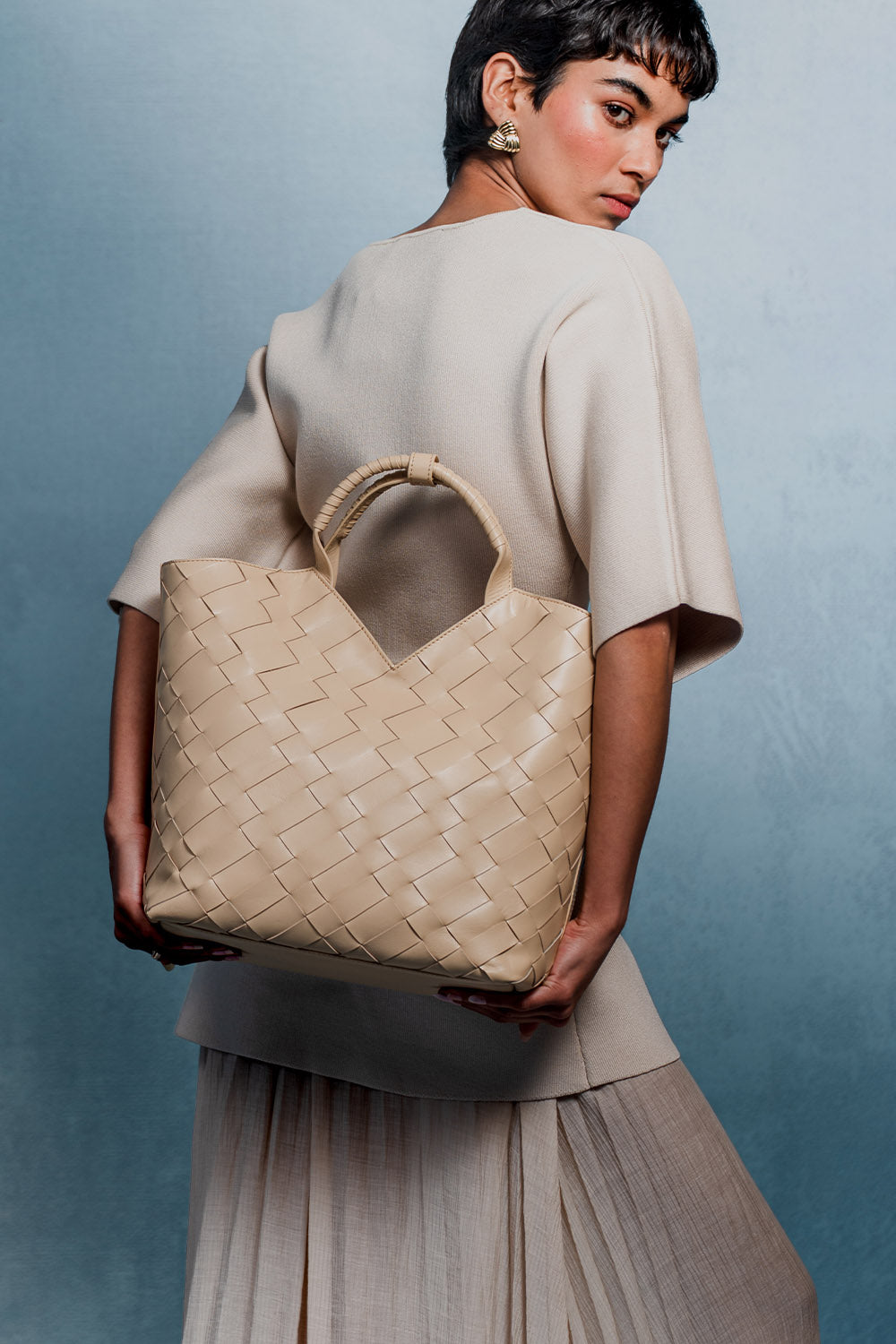 Cabas Woven Shopper in Sand